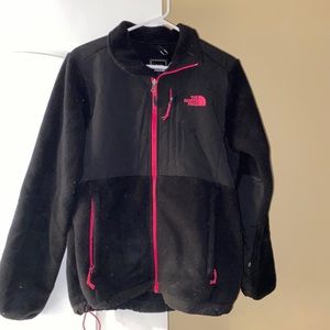 Black north face coat with pink accents